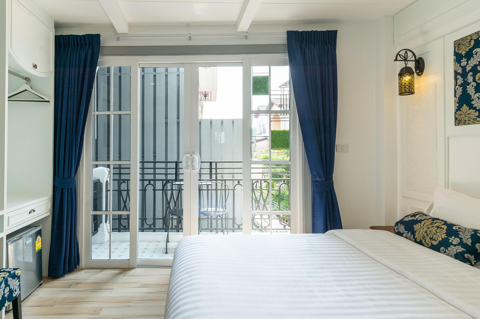 White Ivory Bed And Breakfast Бангкок Экстерьер фото