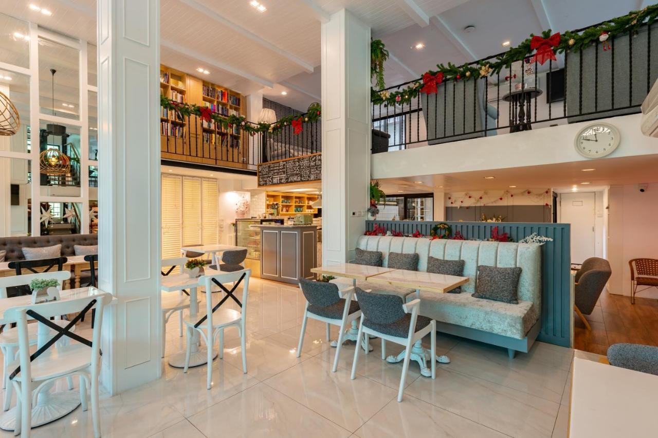 White Ivory Bed And Breakfast Бангкок Экстерьер фото