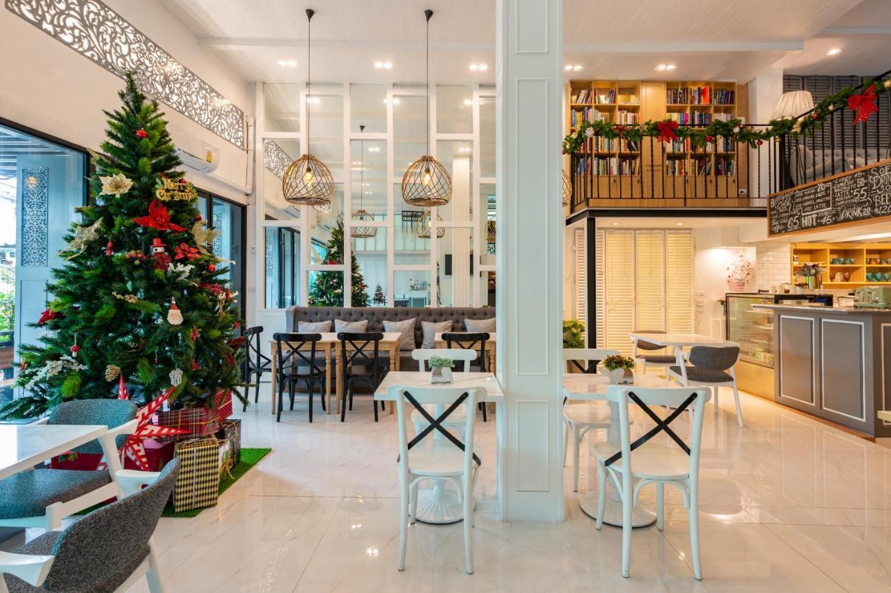 White Ivory Bed And Breakfast Бангкок Экстерьер фото