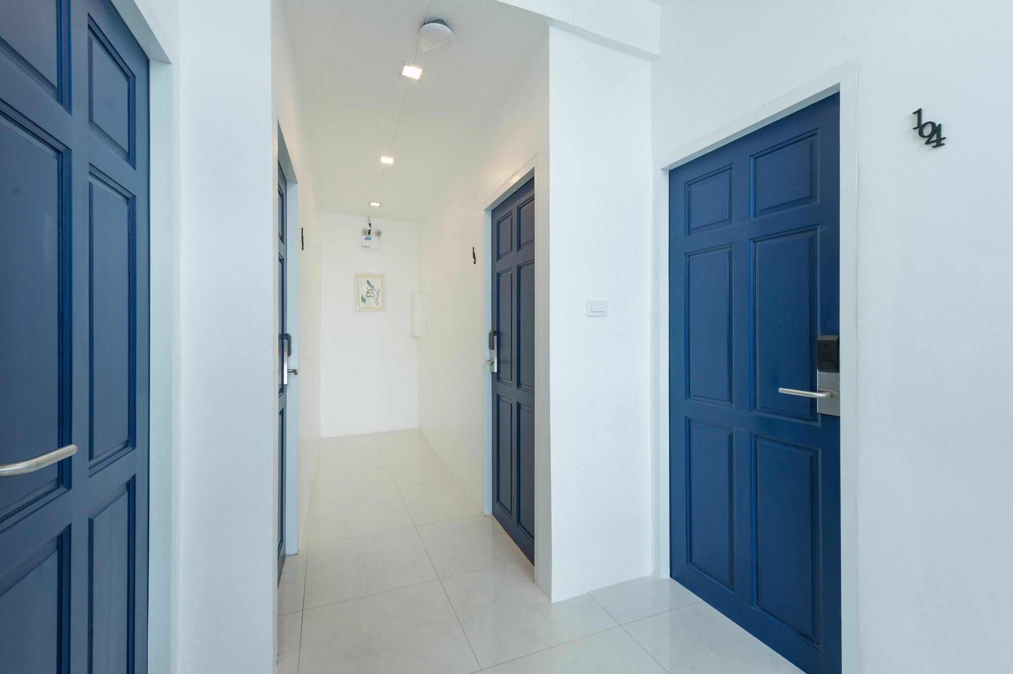 White Ivory Bed And Breakfast Бангкок Экстерьер фото