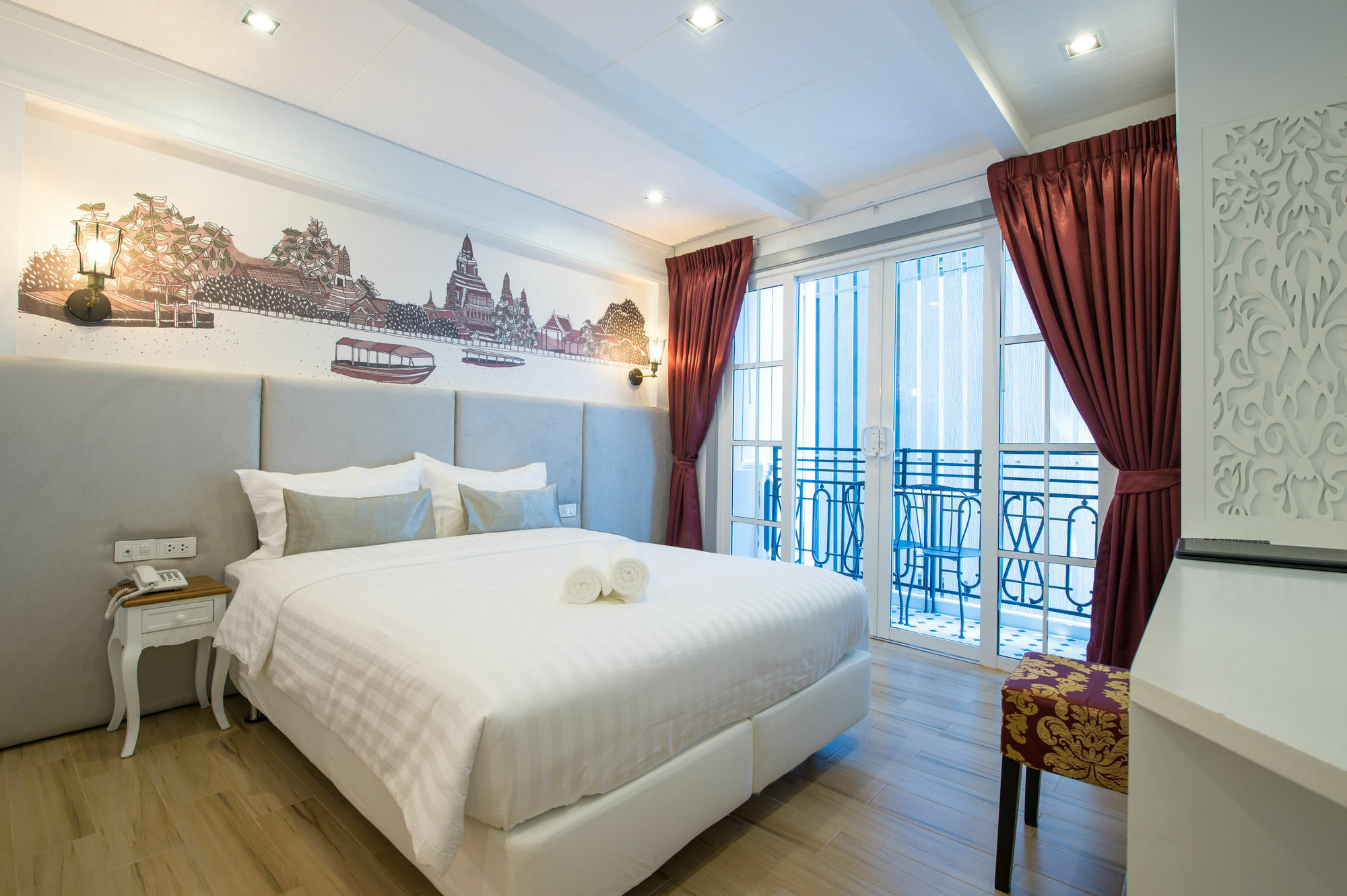 White Ivory Bed And Breakfast Бангкок Экстерьер фото